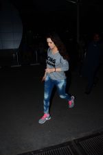 Preity Zinta snapped at airport on 23rd Jan 2016